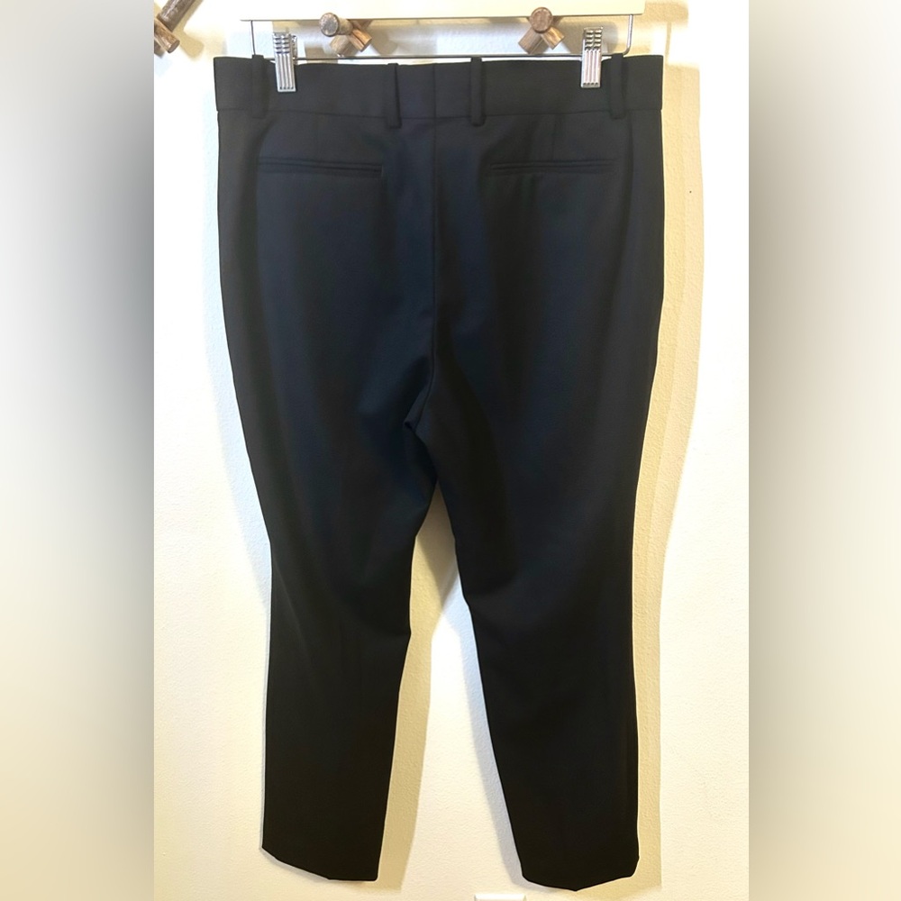 Everlane The Slim Wool Pant in Black size 10 high rise ankle length pleated - Picture 6 of 10